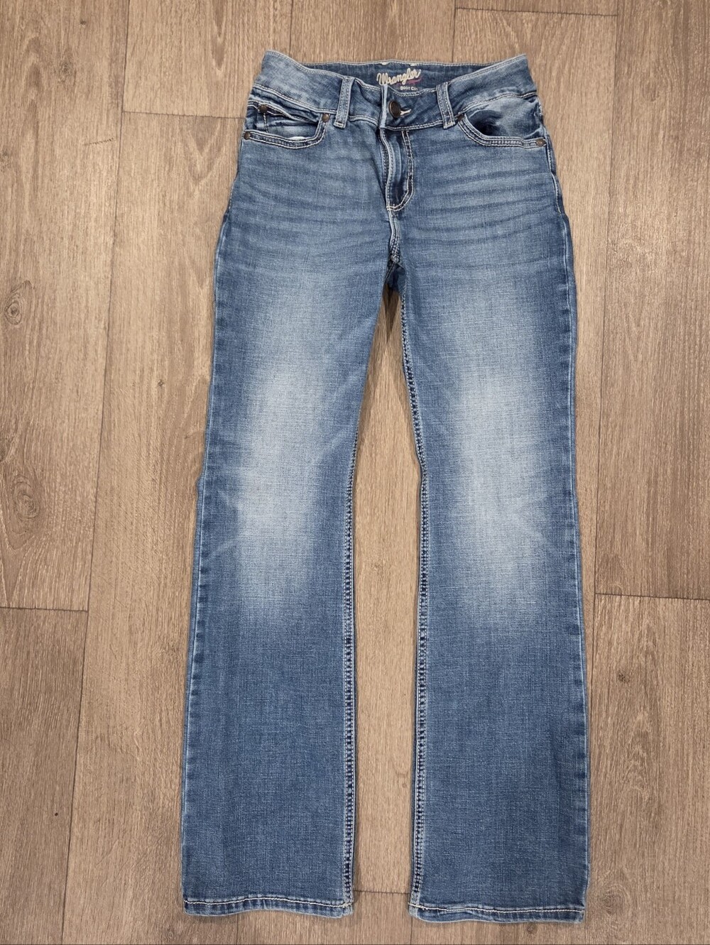 Wrangler Women’s Light Blue Bootcut Jeans 5X32